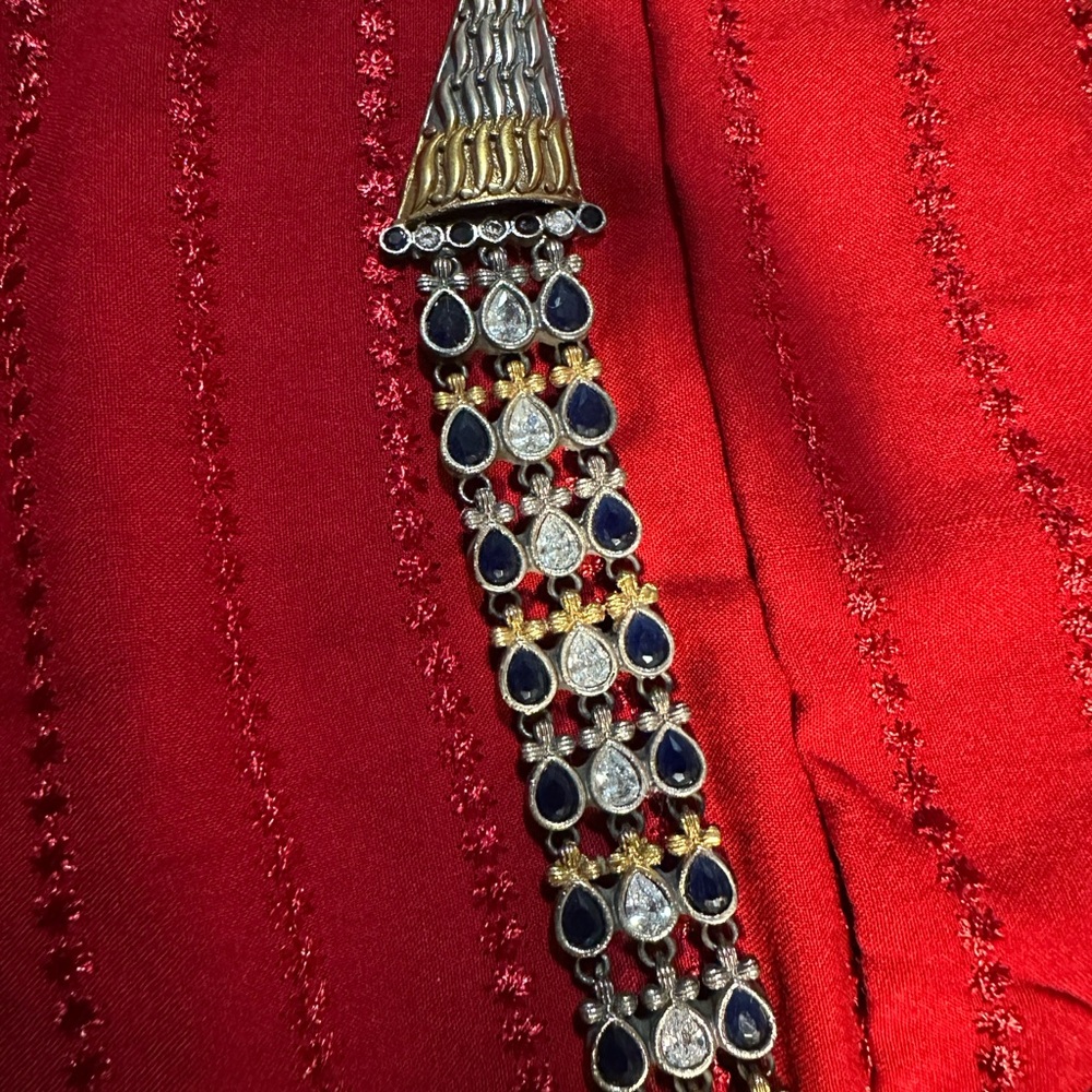 Sale‼️Silver and Gold long Necklace with Blue Highlights - Picture 3 of 7